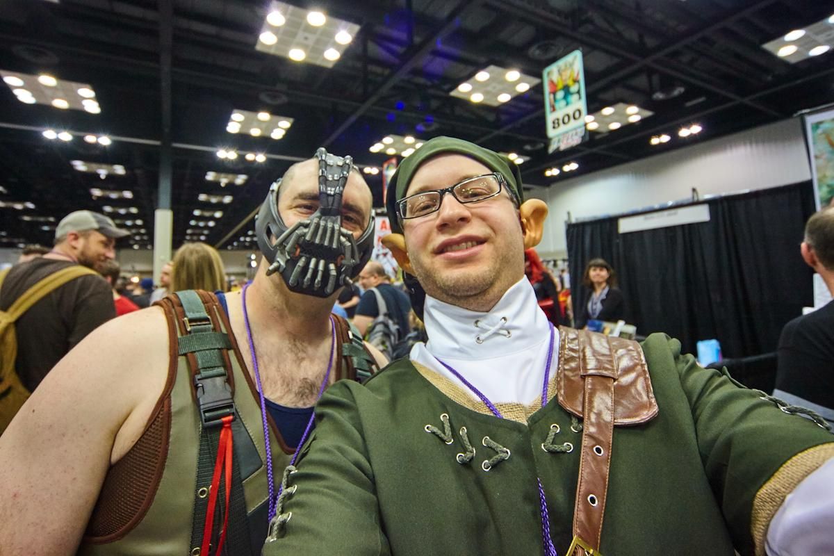 2017-indiana-comic-con-selfies-with-costumes-series (11)